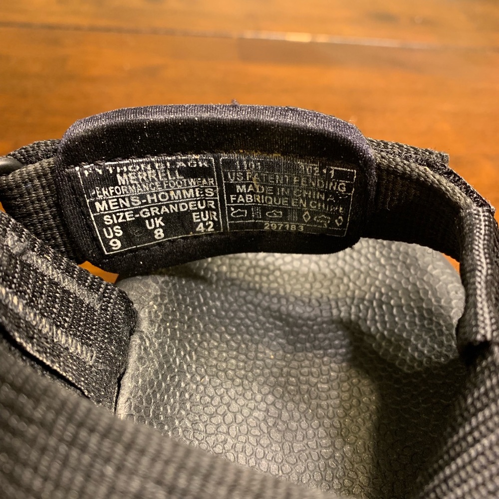 Men’s Merrell Python sandals - Picture 8 of 8